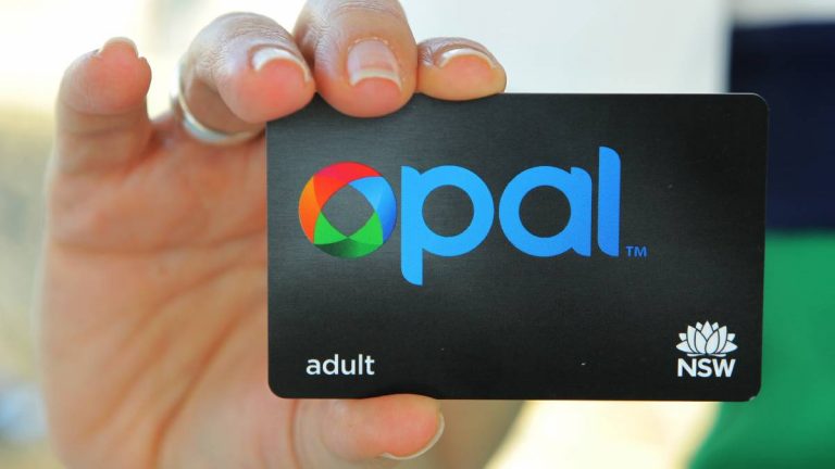 Image of an Opal travel card.