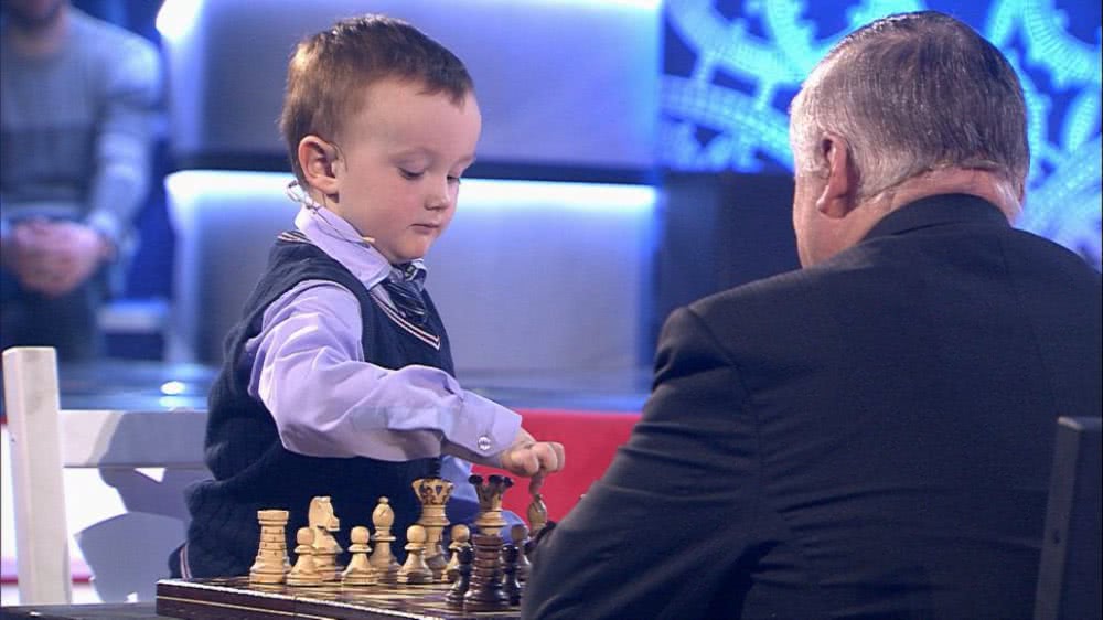 Prodígio do Xadrez, Misha Osipov vs Anatoly Karpov