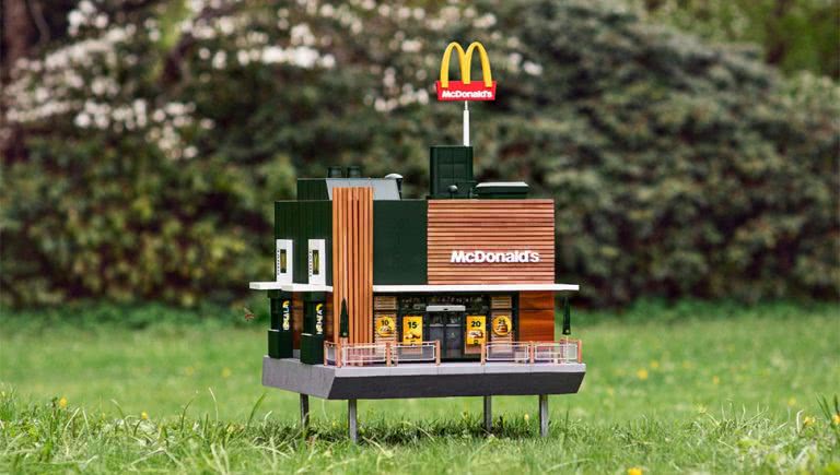 Image of the Swedish bees-only McDonald's, McHive