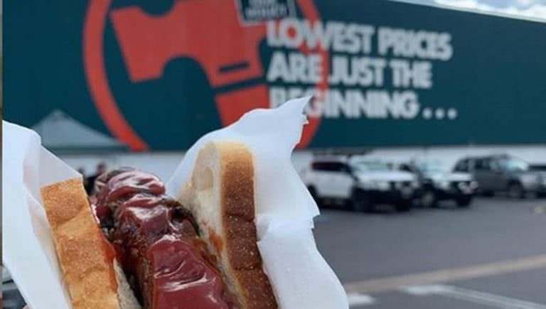 A U.S. expat is copping heat for her Bunnings snag faux pas