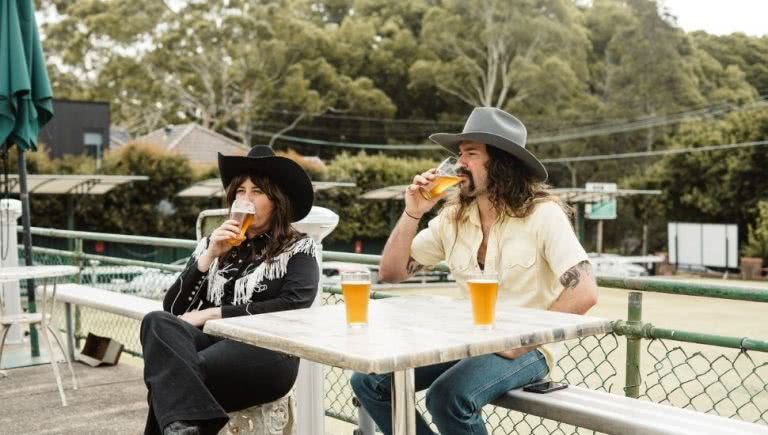 Young Henrys drop new beer ’Bowlo Bitter’ with help from Caitlin Harnett & The Pony Boys