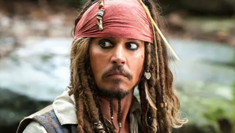 There's a wildly popular petition to get Johnny Depp back in 'Pirates of the Caribbean'