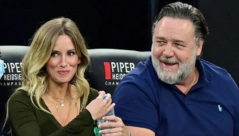 Russell Crowe and his girlfriend