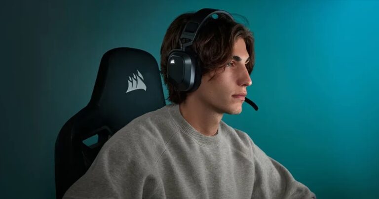 Is Corsair's HS80 MAX Wireless Headset the Latest Must-Buy Tech?