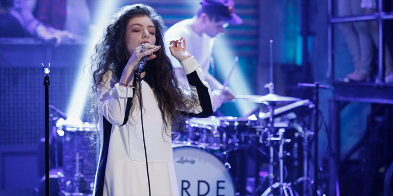 New Zealand alt-pop singer Lorde