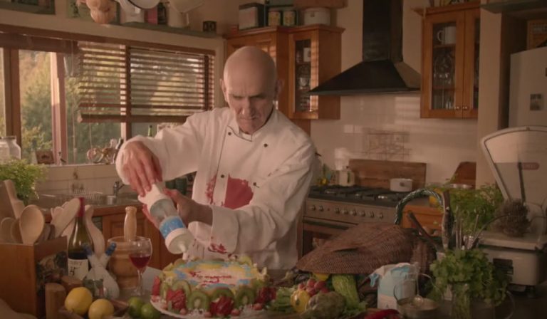 Paul Kelly plays chef
