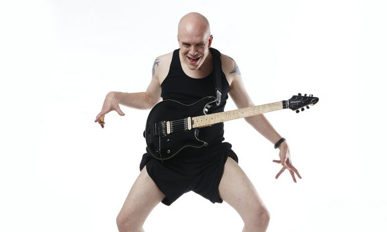 metal Devin Townsend makes a goofy face