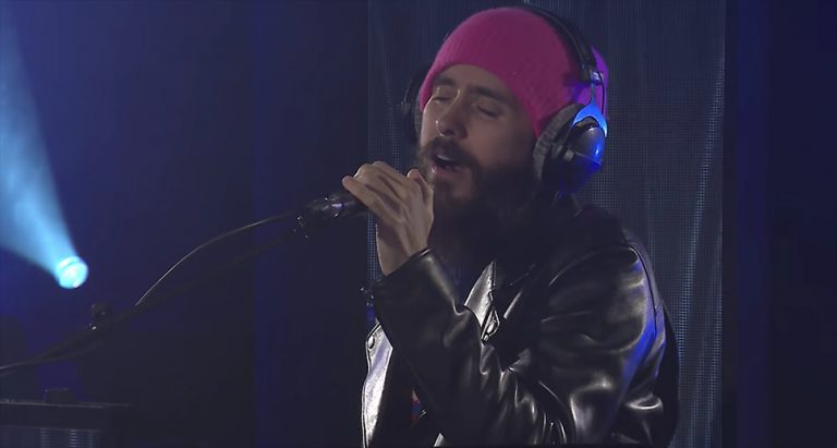 Jared Leto of Thirty Seconds To Mars performing live