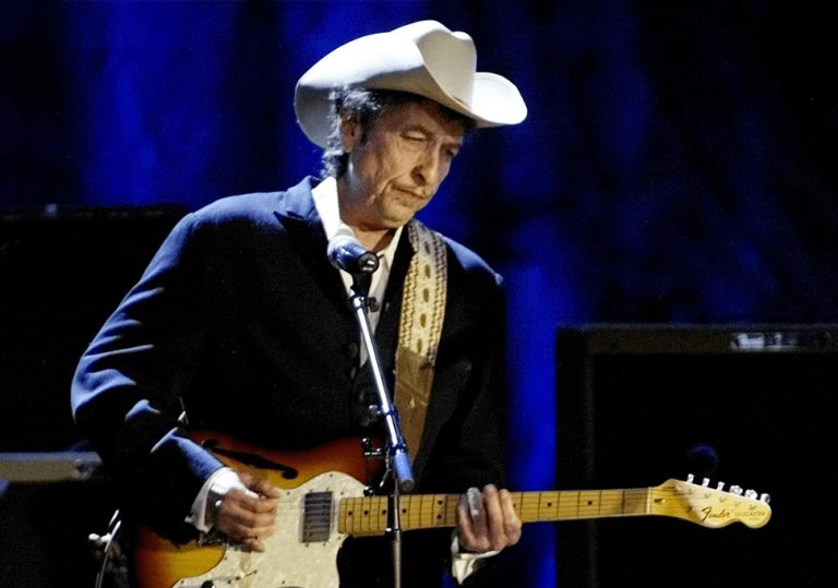 US music icon Bob Dylan performing live