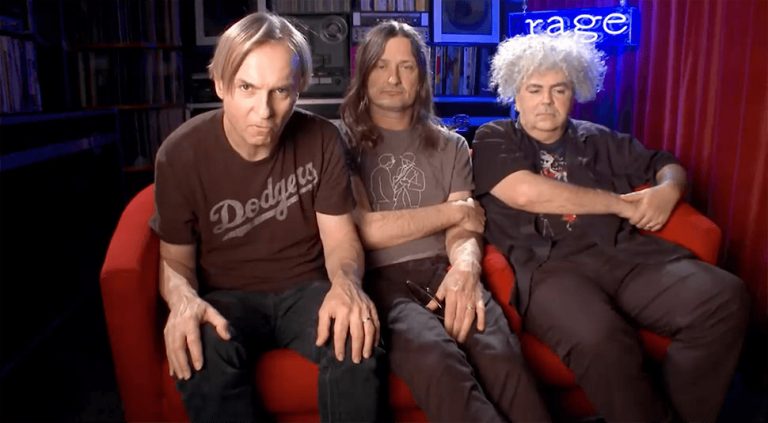 Grunge pioneers Melvins on the Rage couch