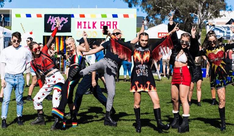 Punters at the Canberra leg of Groovin The Moo 2017