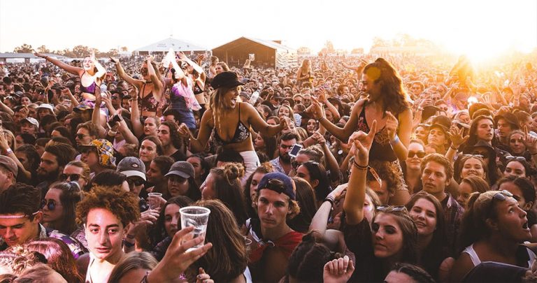 Image of the crowd at the Maitland leg of 2017's Groovin The Moo festival