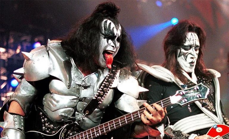 Gene Simmons wants Ace Frehley back for the farewell KISS shows