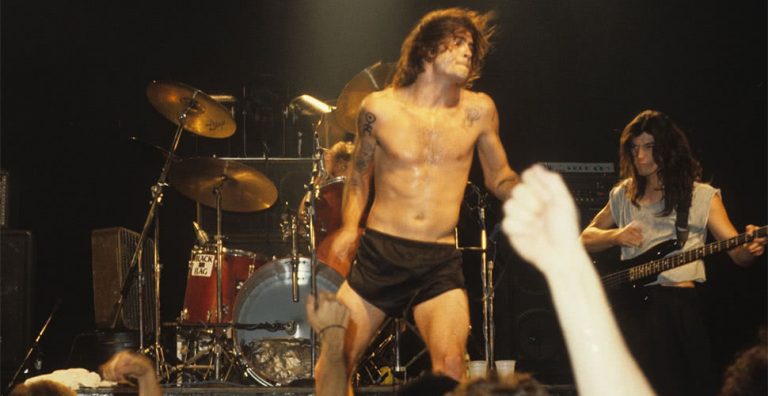 Henry Rollins performing live with Black Flag