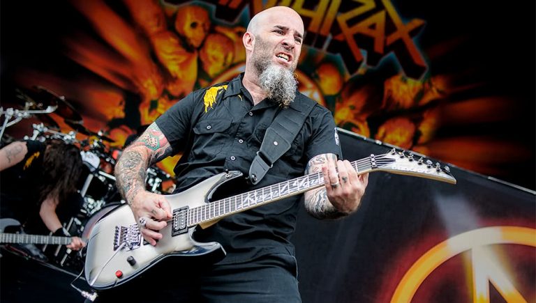 Scott Ian of Anthrax performing live