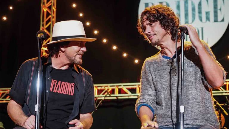 Image of Pearl Jam's Eddie Vedder and Soundgarden's Chris Cornell