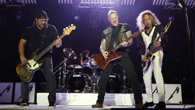 Image of thrash-metal icons Metallica performing live