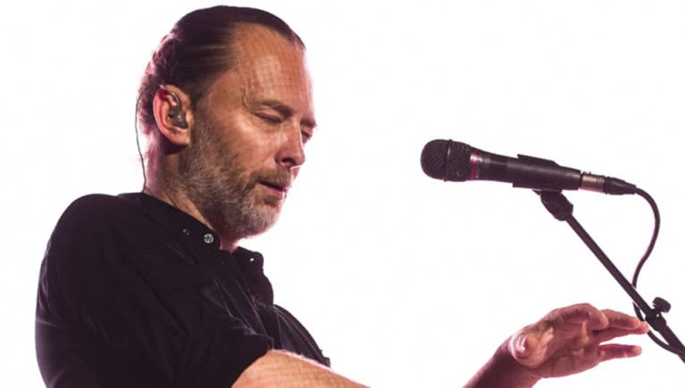 Photo of Thom Yorke performing live
