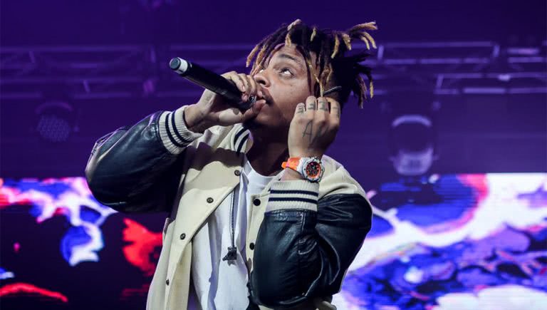 Image of late artist Juice WRLD performing live