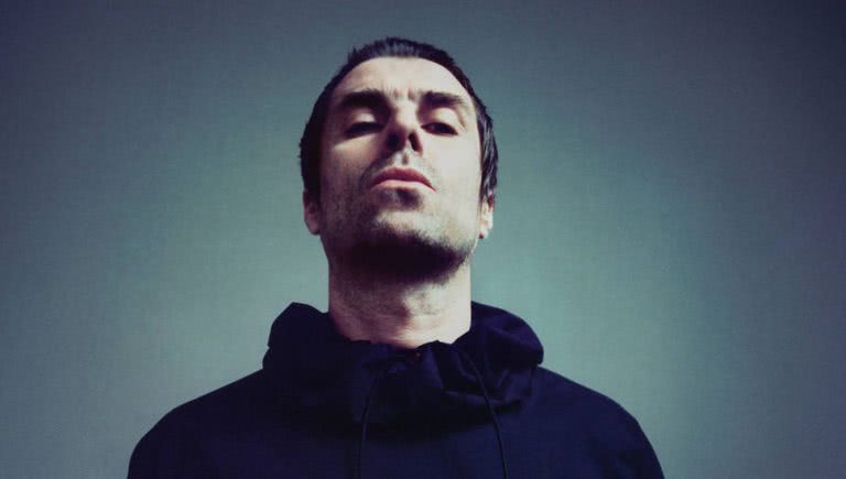 A dozy fan accidentally brought a washing line to a Liam Gallagher gig