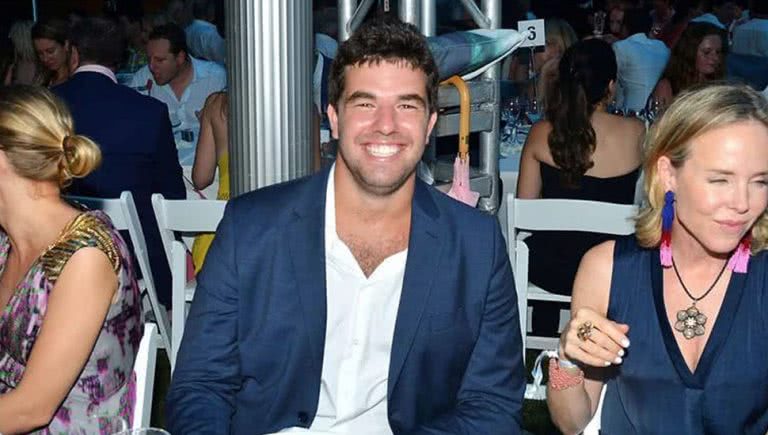 The Fyre Festival guy is launching a Bahamas treasure hunt now