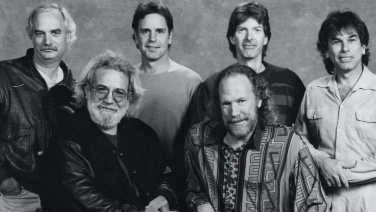 A 1967 Grateful Dead t-shirt just became the most expensive rock t-shirt