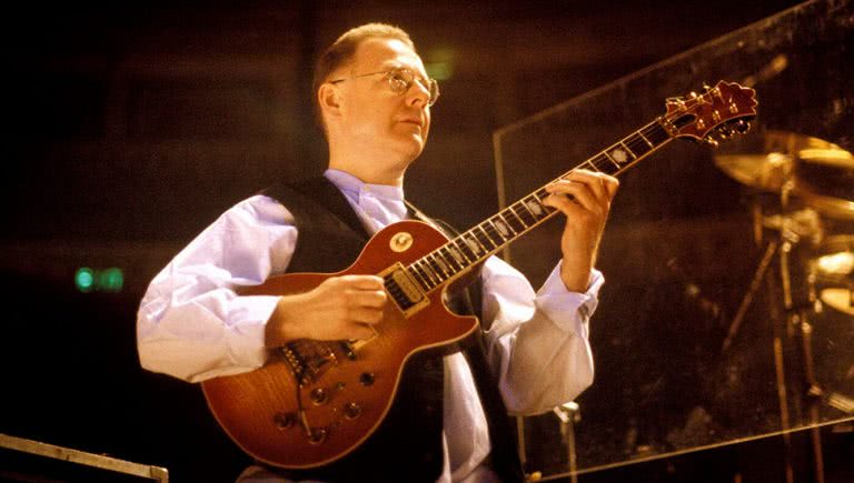 King Crimsons Robert Fripp Announces Music For Quiet Moments — A Series To Hold Your Hand