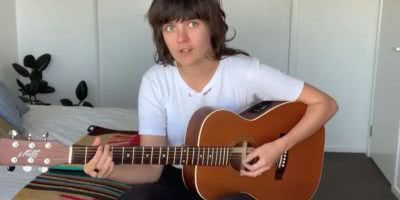 Courtney Barnett shouts out Quivers after discovering their similar videos