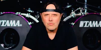 The cursed Lars Ulrich toilet bowl has actually been bought by a museum