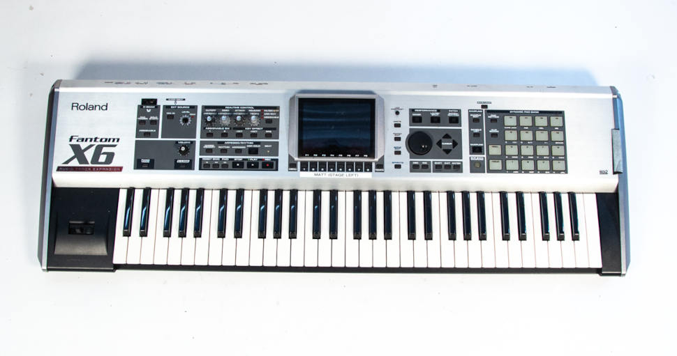 Tom DeLonge FantomX6 Roland Keyboard