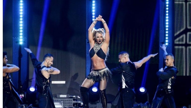 Britney Spears guitarist has spoken about what it was like to play on stage with her