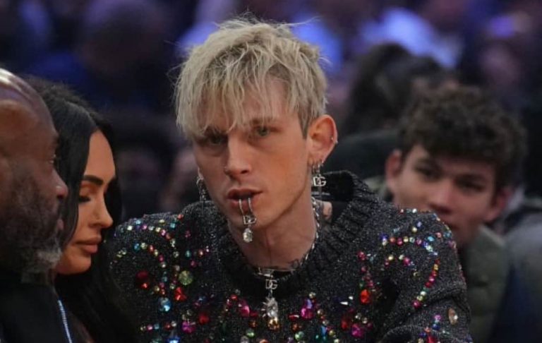 Viewers really didn't like Machine Gun Kelly at the NBA All-Star Game