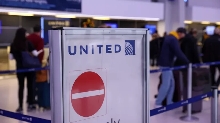 United Airlines Lang