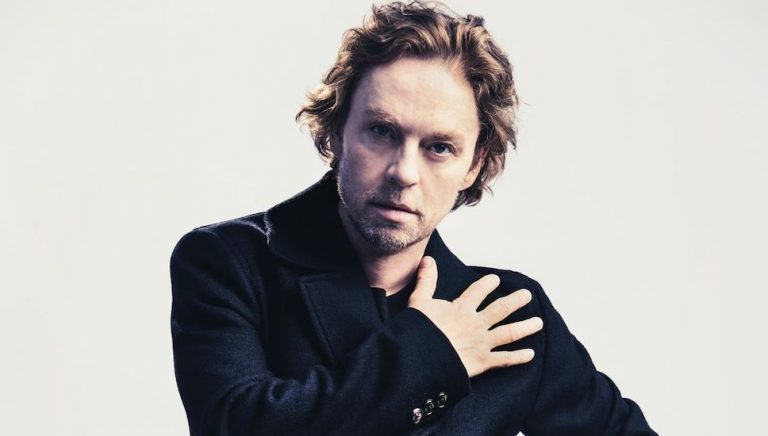 Darren Hayes has opened up about why Savage Garden really split