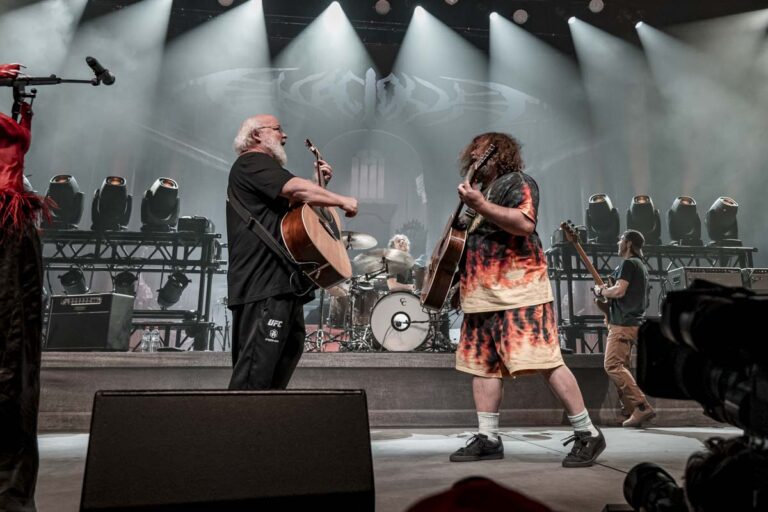 Tenacious D live in Sydney