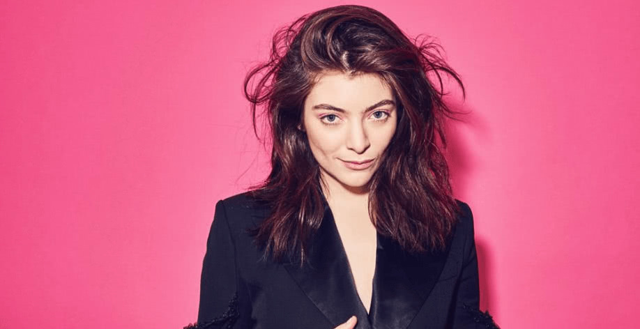 Lorde looks likely to score her first number one album in America