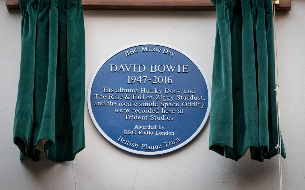 Should Australia celebrate its musical landmarks with a plaque system?