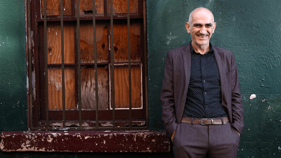 Paul Kelly makes chart history with his first #1 album