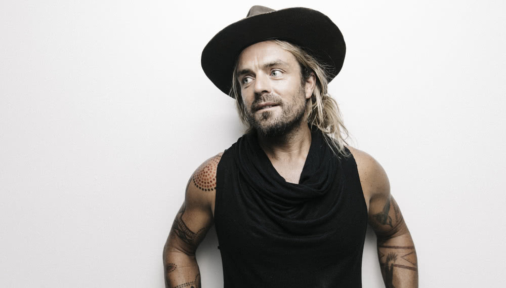 Xavier Rudd inks touring, management and label deals; new music coming soon