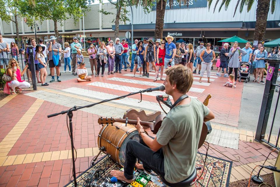 Tamworth Country Music Festival are on the hunt for the next busking superstar