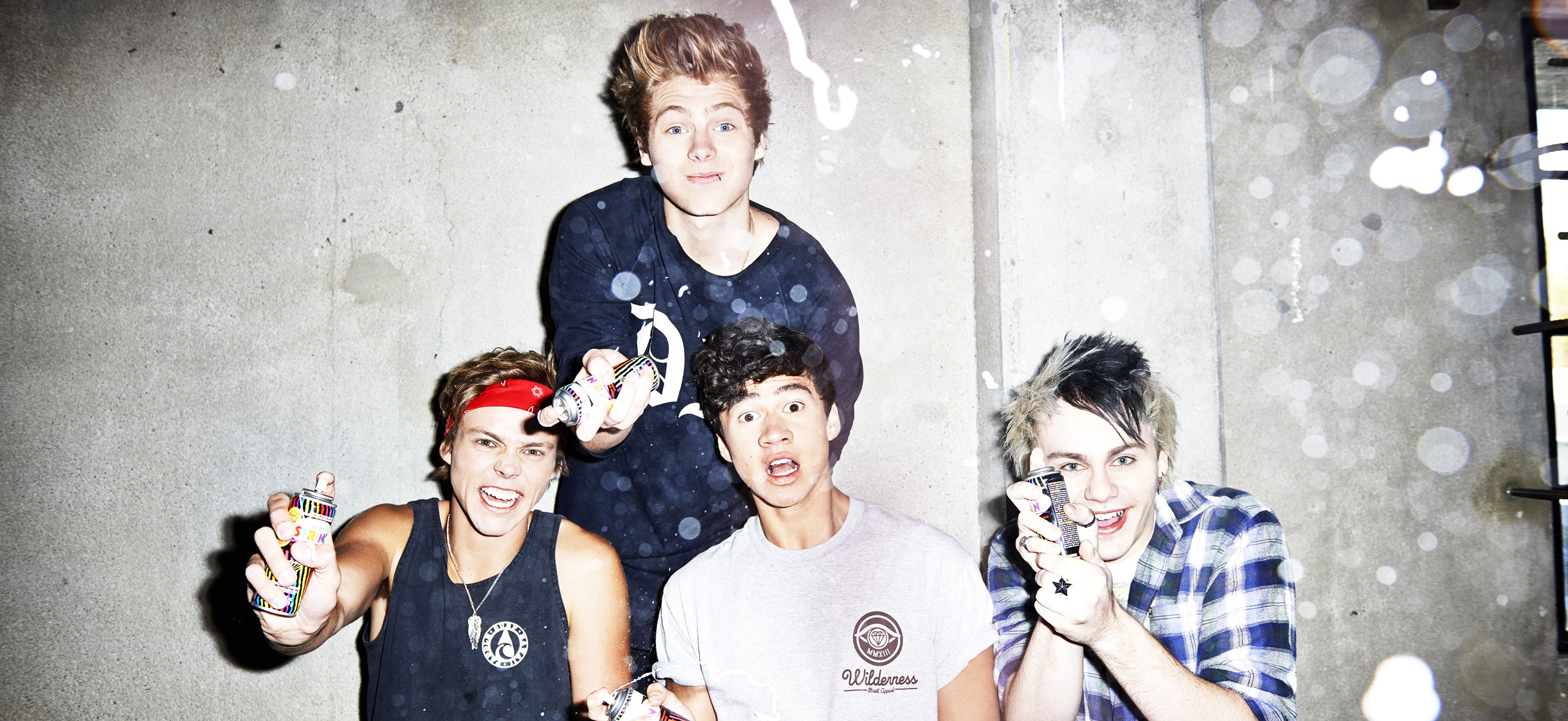 5 Seconds of Summer head for #1 debuts in US, UK