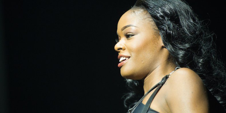 Azealia Banks is crowd-funding to sue Russell Crowe