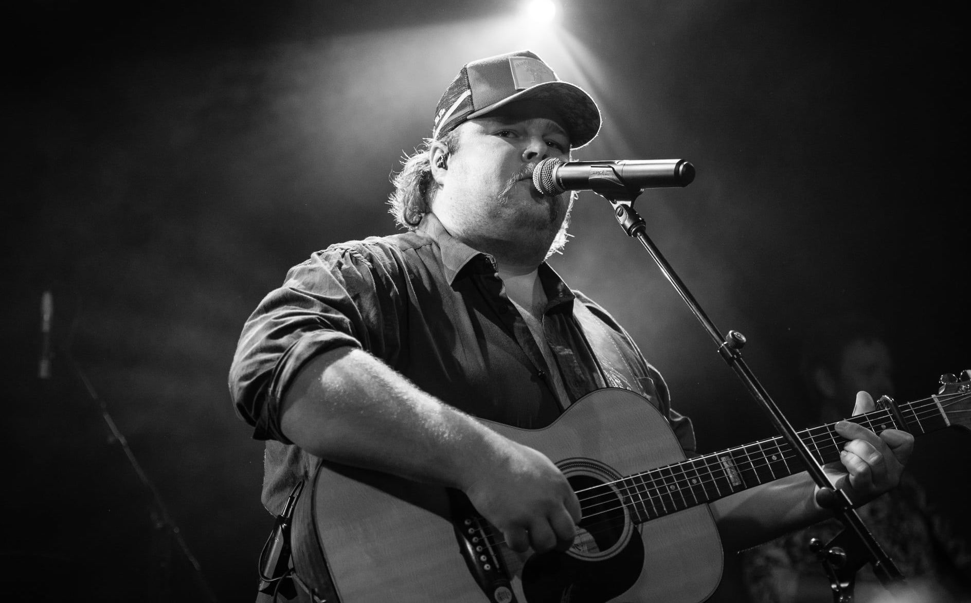 Brad Cox clinches his first Australian country airplay #1