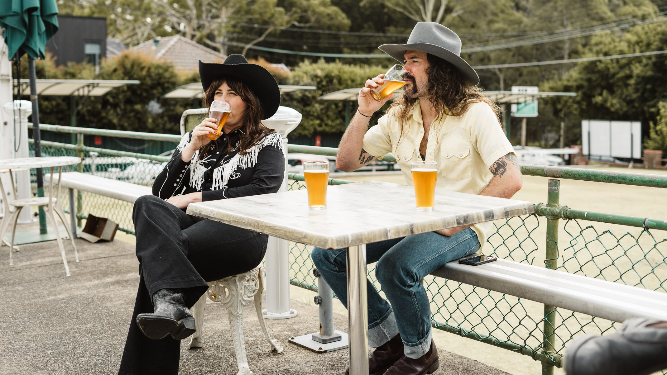 Caitlin Harnett and The Pony Boys release ‘Bowlo Bitter’ collaboration with Young Henrys