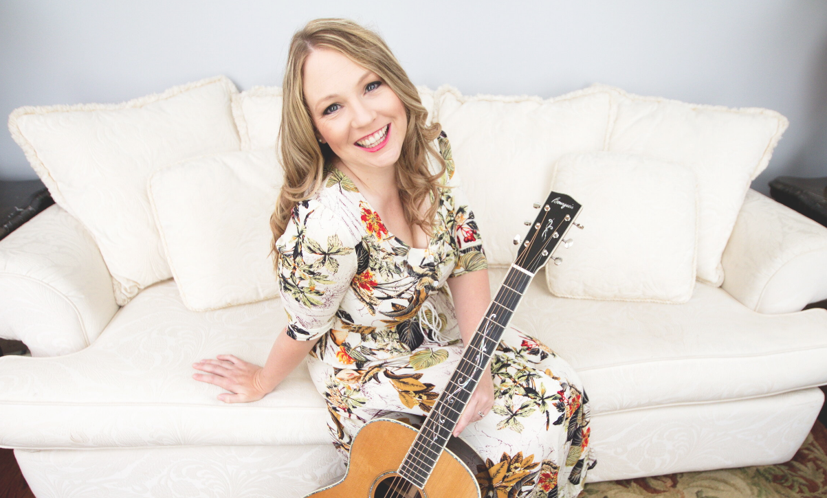 Australia’s ‘Queen of Bluegrass’ Kristy Cox signs with Billy Blue Records