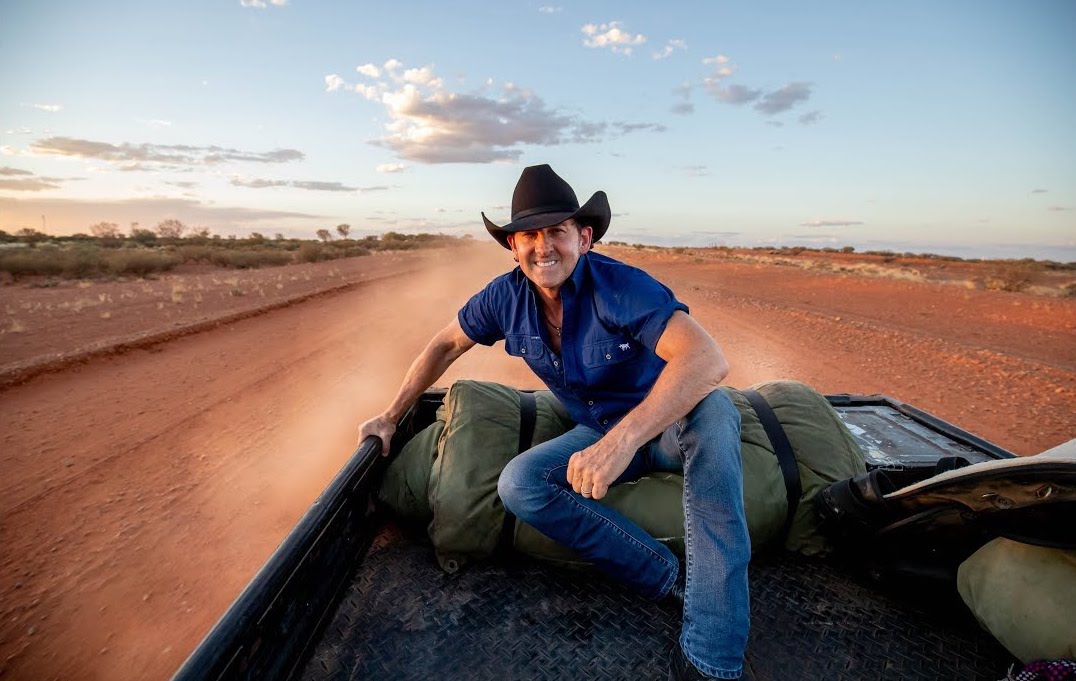 SOTD: The ‘Wheels’ are turning at country radio for Lee Kernaghan