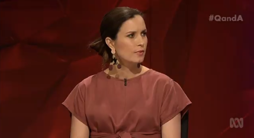 Missy Higgins takes aim at Aus Government for treating refugees like “criminals”