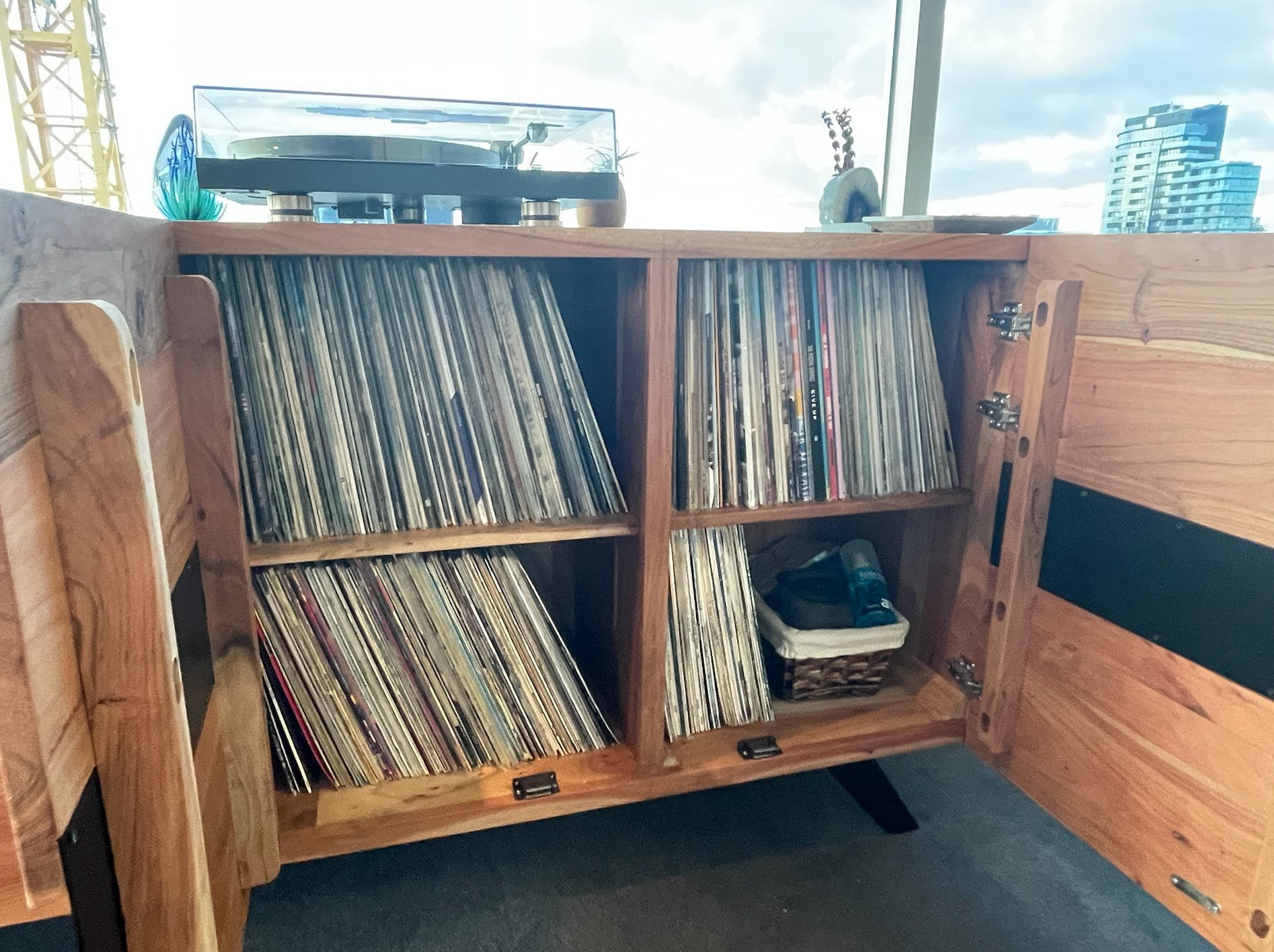 What I Learned After Collecting 300+ Vinyl Records