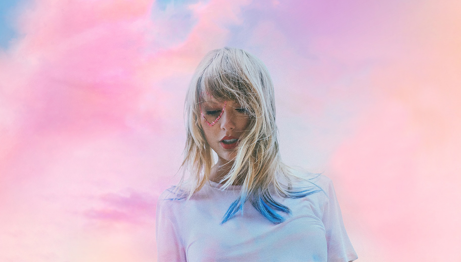 Taylor Swift resurfaces at country radio as Darlinghurst takes the lead