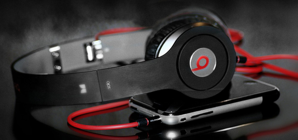 Apple streaming to drop Beats name, to include social networking for musicians?